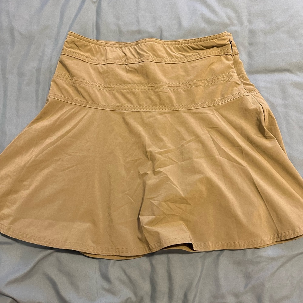 Cute athletic skirt